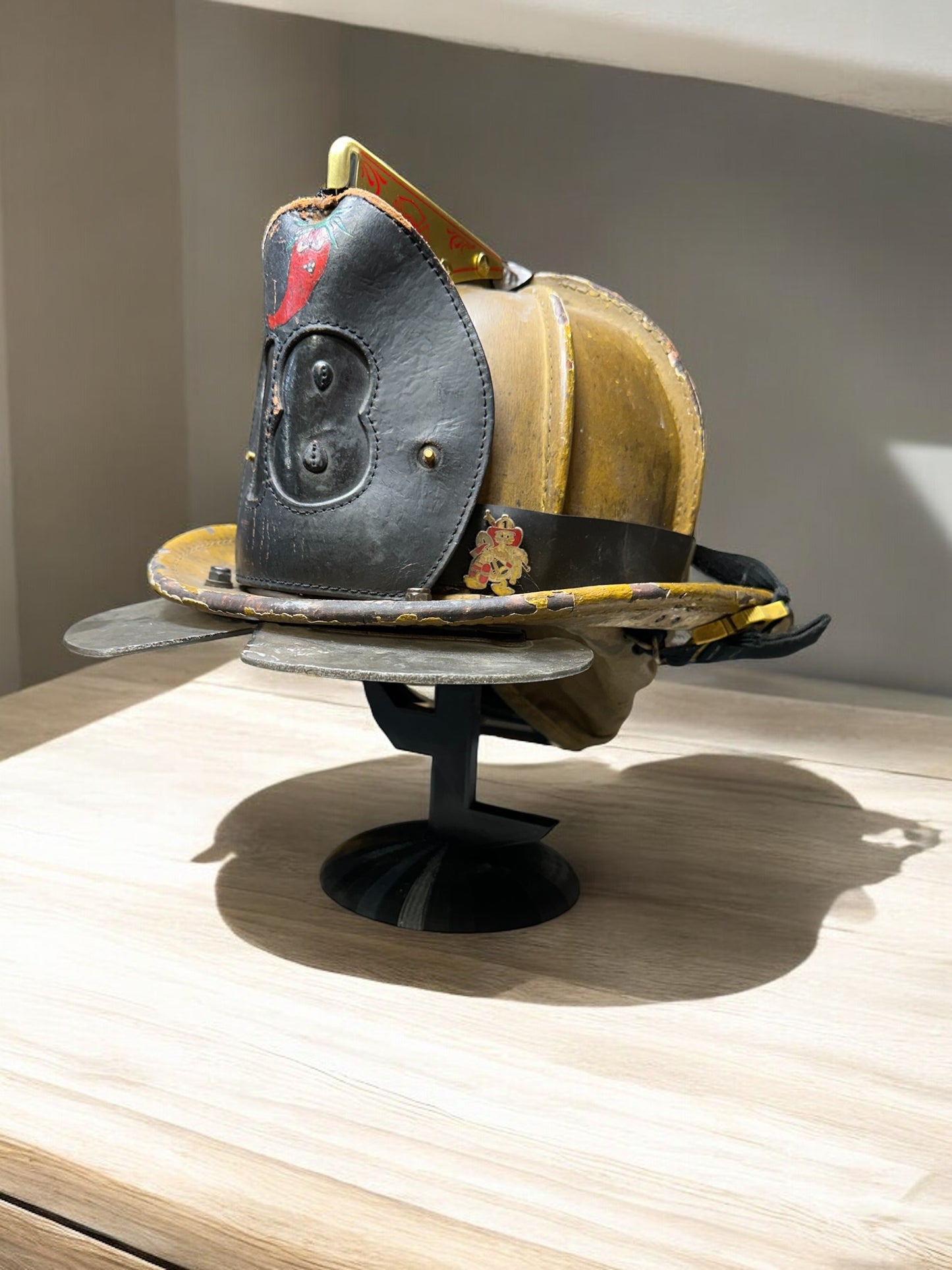 Fire Helmet TABLE TOP Display New York Roof Hook