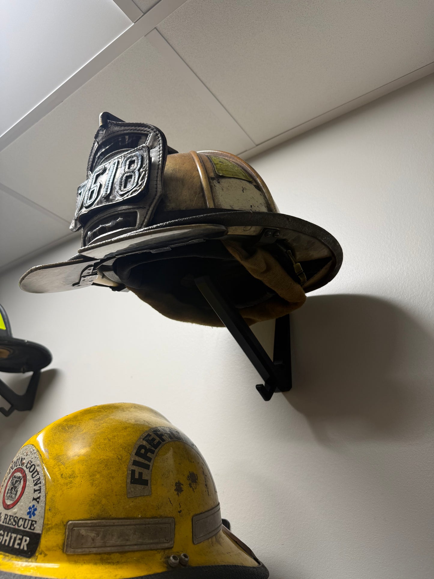 Fire Helmet Wall Mount Display