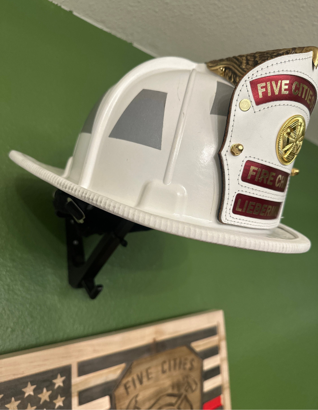 Fire Helmet Wall Mount Display